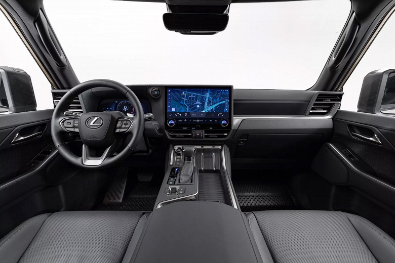 Представлен совершенно новый Lexus GX на платформе Toyota Land Cruiser 300. 3,4-литровый V6 твинтурбо, 10-ступенчатый «автомат», постоянный полный привод и кардинально изменённый дизайн